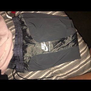 Nike internationalist pants